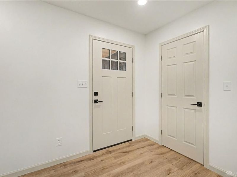 7865 Newbury Road, Tipp City, OH 45371 Photo 9