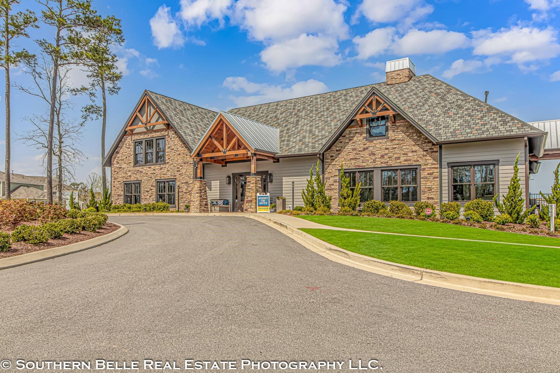 498 Mcalister Dr. Photo 29