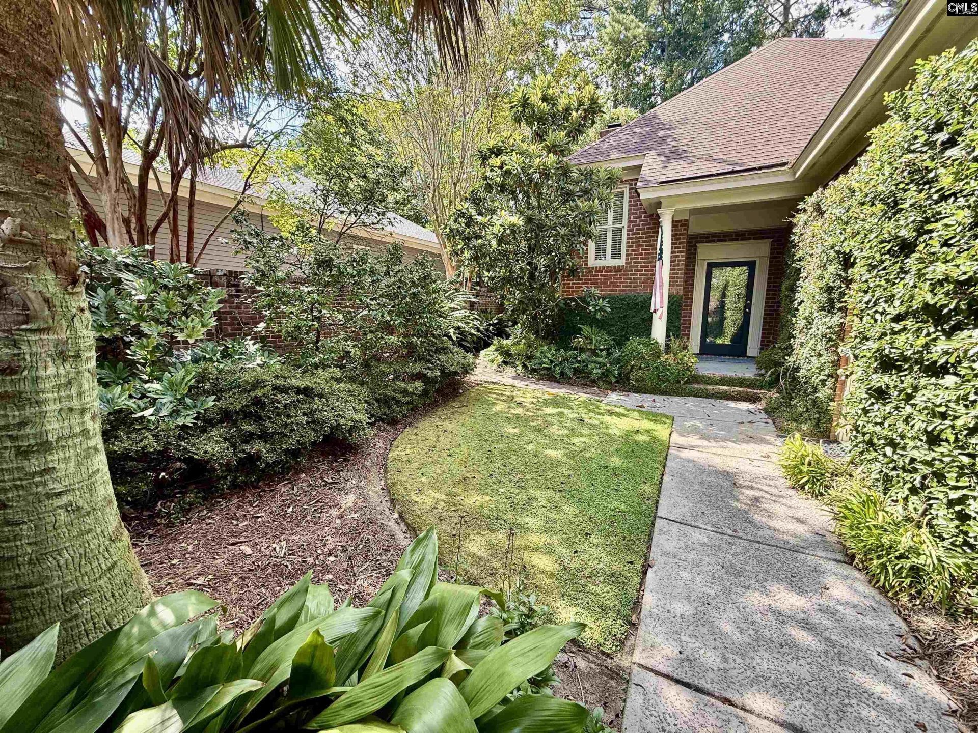 312 Bancroft Court  Photo 5