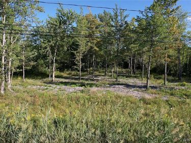 V/L Southwestern Boulevard , Angola, NY 14006