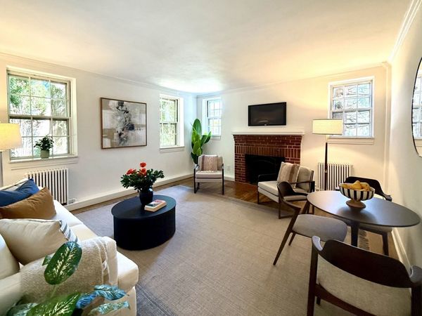 37 Commonwealth Ave, Unit 12, Newton, MA 01742