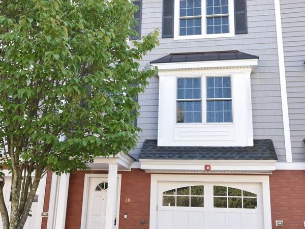 1975 Middlesex St, Unit 28, Lowell, MA 01851
