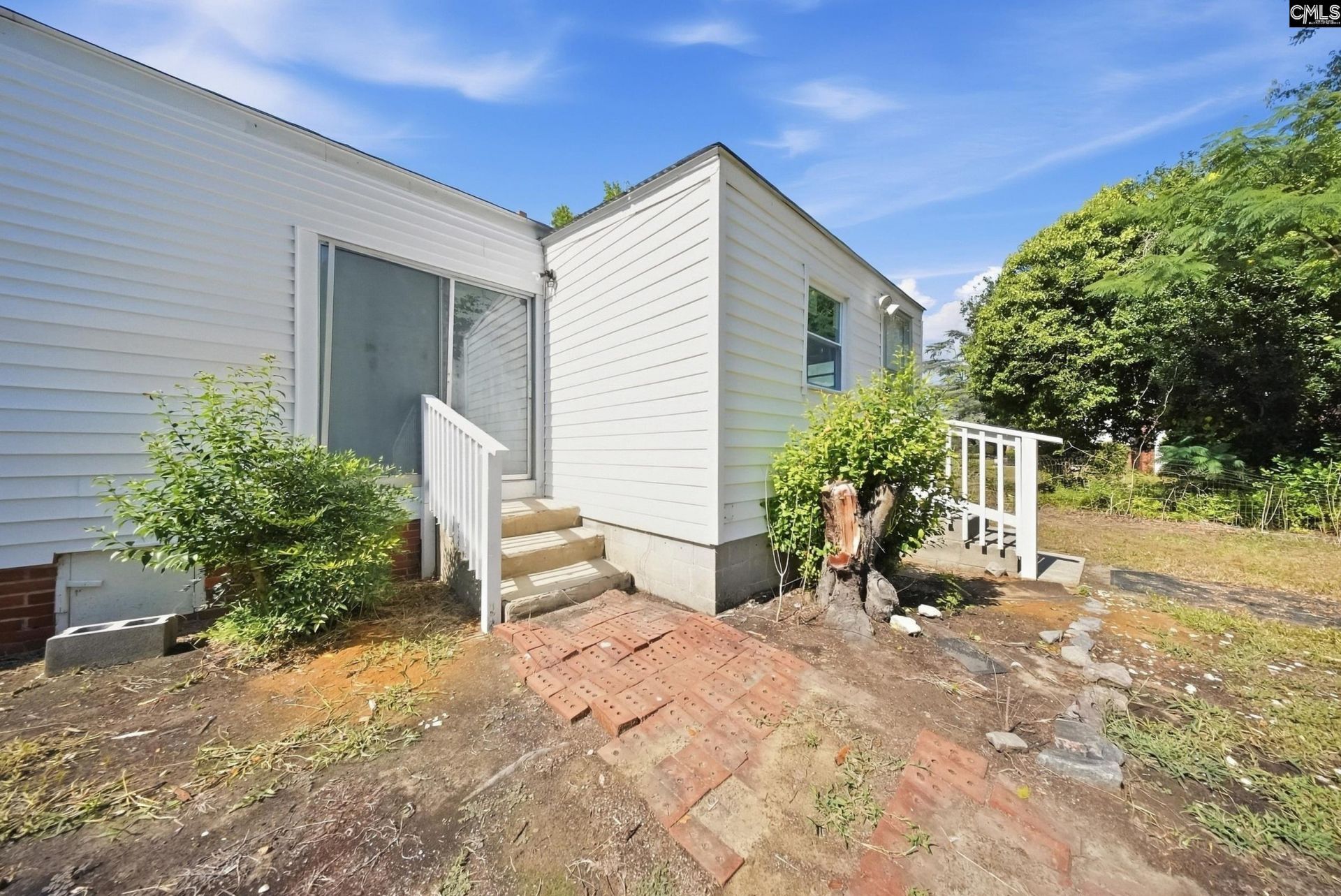 113 S Dennis Avenue  Photo 22