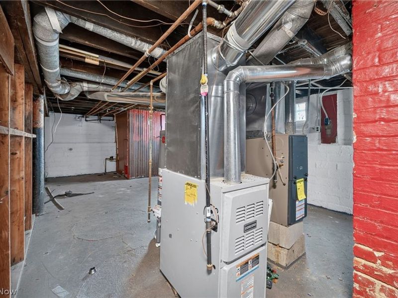 1464 E 175th Street, Cleveland, OH 44110 Photo 23