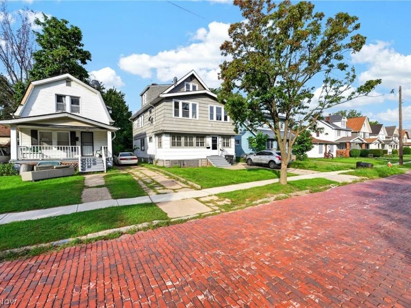 1464 E 175th Street, Cleveland, OH 44110 Photo 3