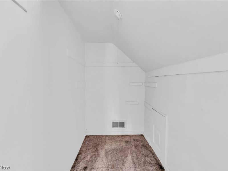 1464 E 175th Street, Cleveland, OH 44110 Photo 32