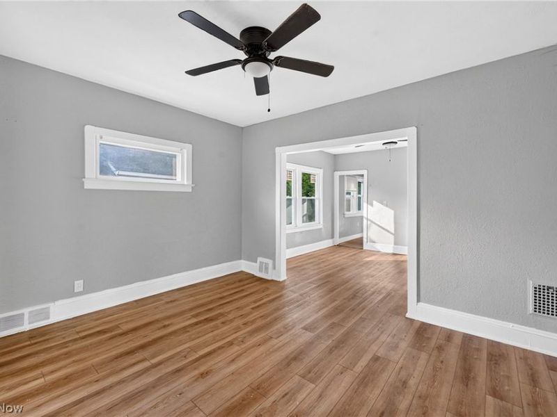 1464 E 175th Street, Cleveland, OH 44110 Photo 9