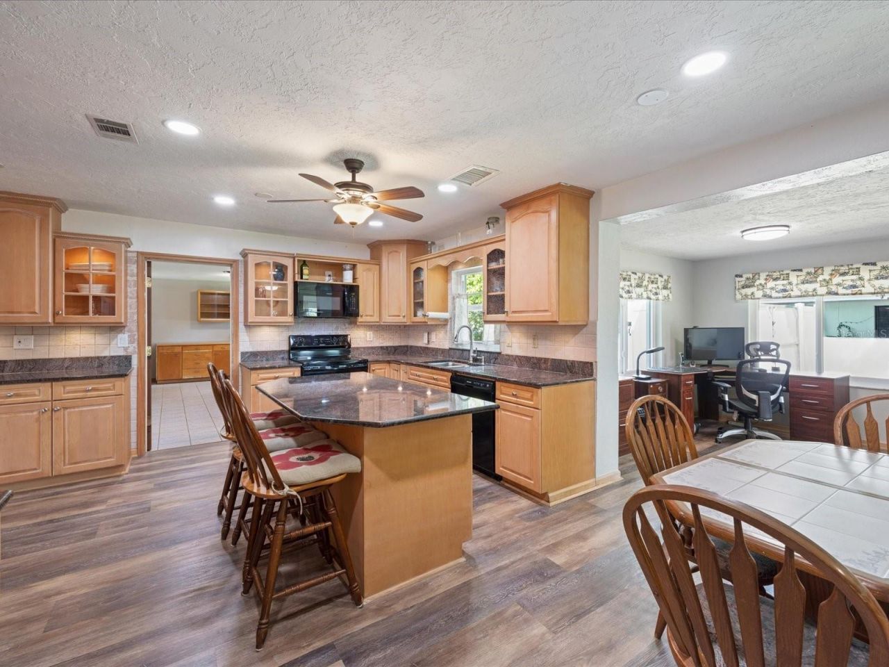 2100 Mckinley Street, Clearwater, FL 33765 Photo