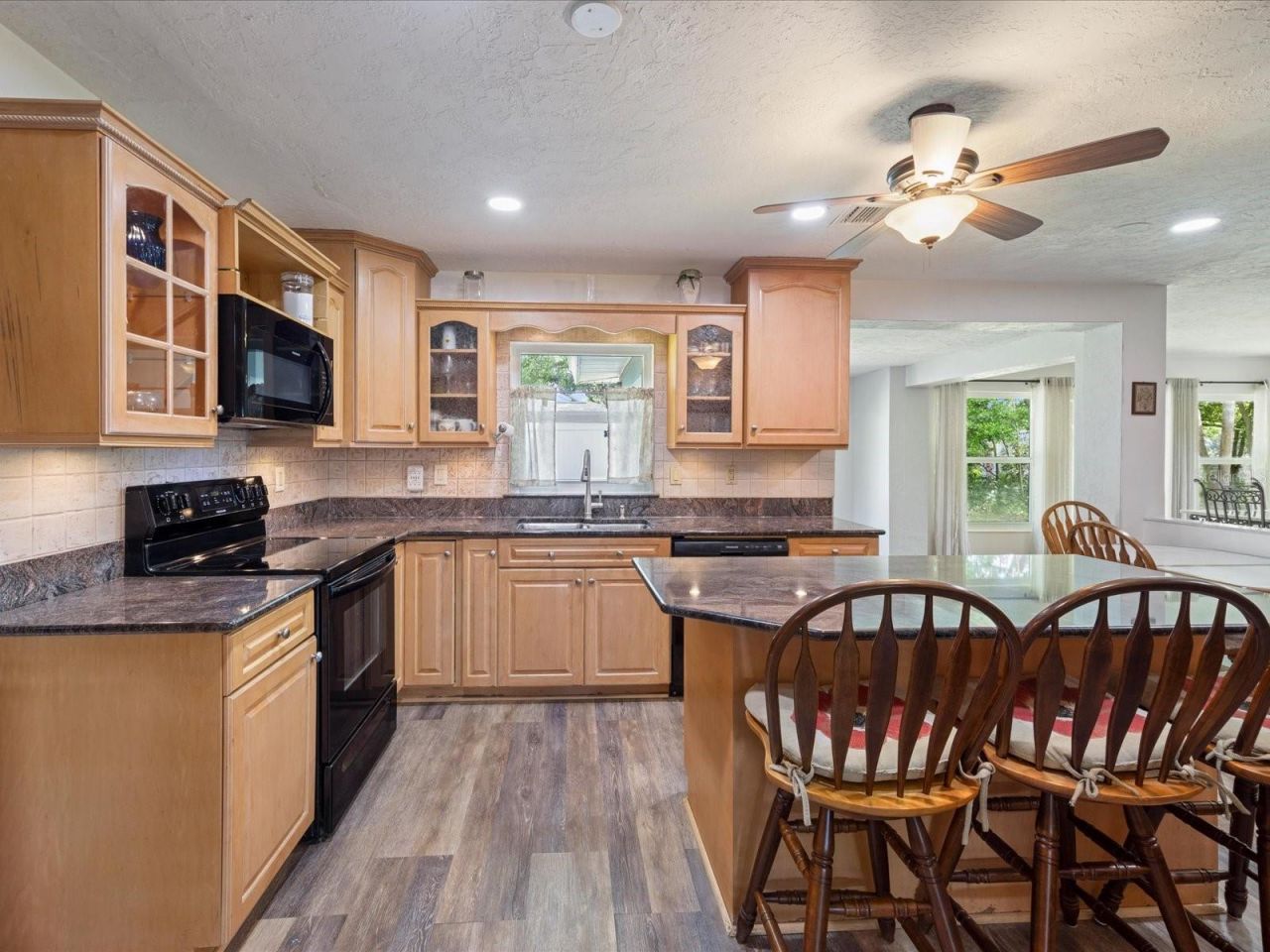 2100 Mckinley Street, Clearwater, FL 33765 Photo