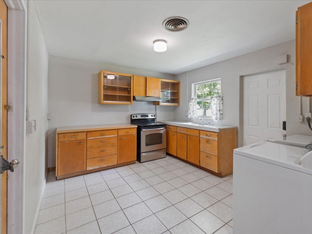 2100 Mckinley Street, Clearwater, FL 33765 Photo