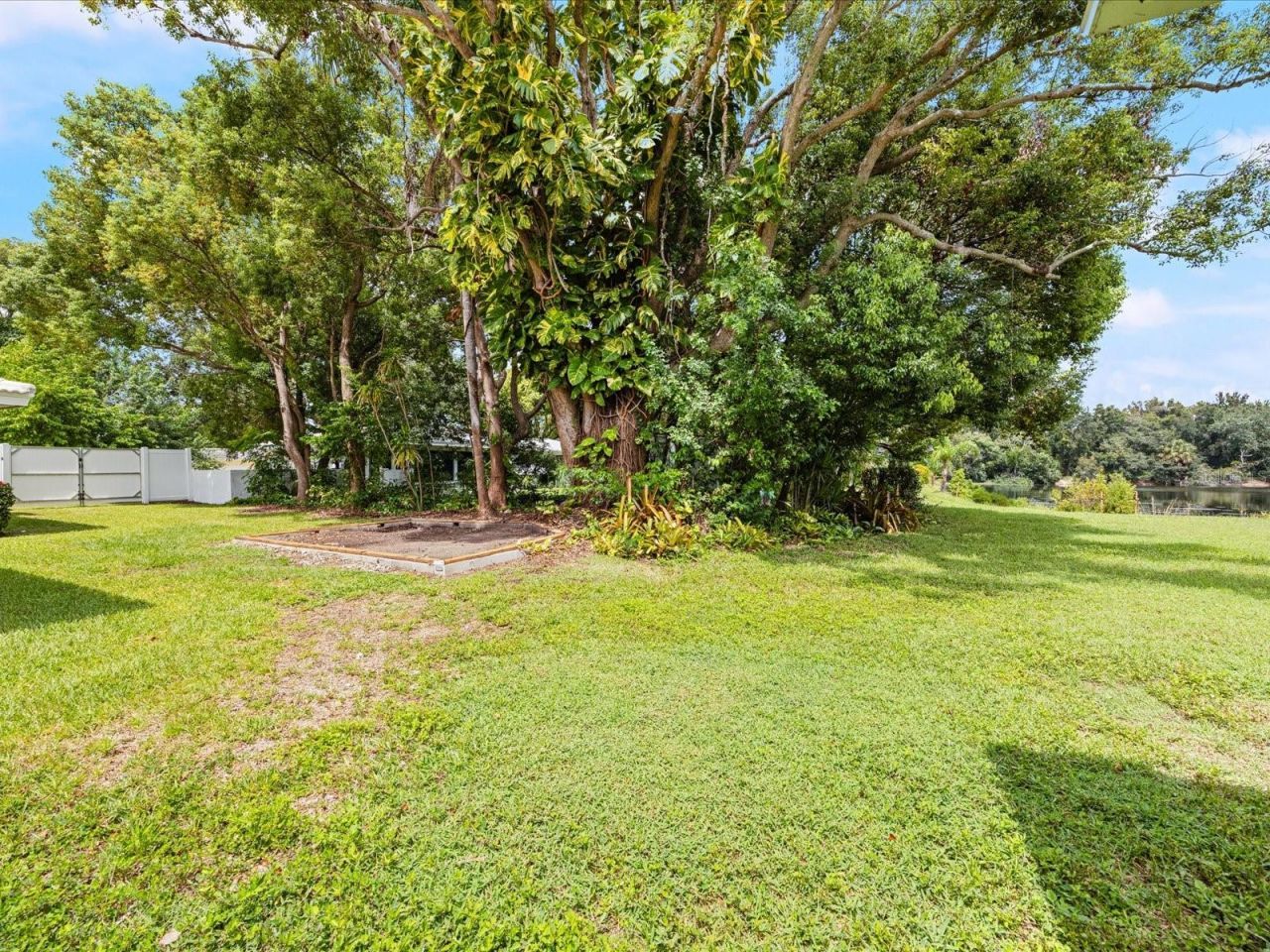 2100 Mckinley Street, Clearwater, FL 33765 Photo
