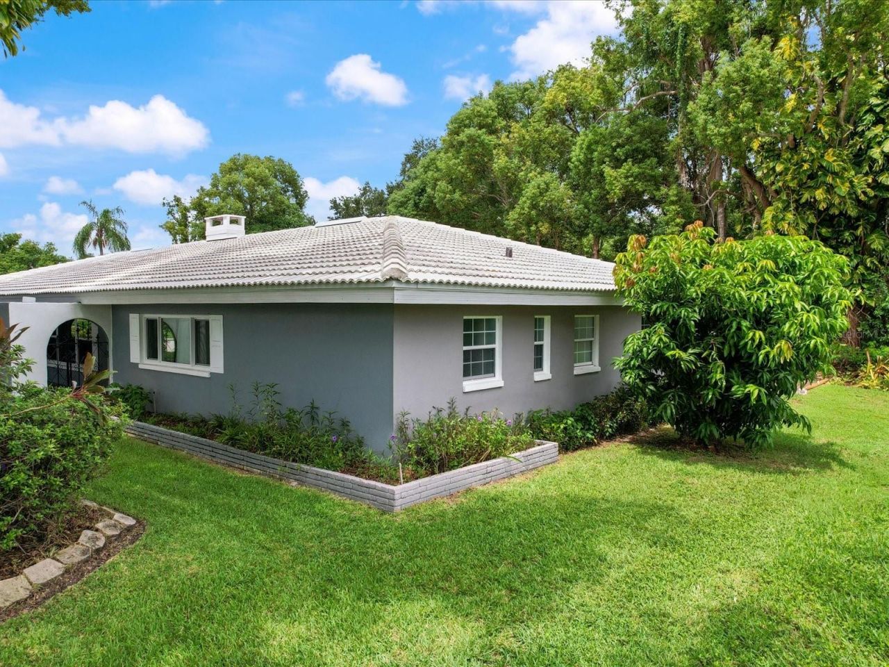 2100 Mckinley Street, Clearwater, FL 33765 Photo