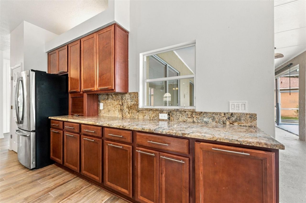 2561 Regal River Road, Valrico, FL 33596 Photo