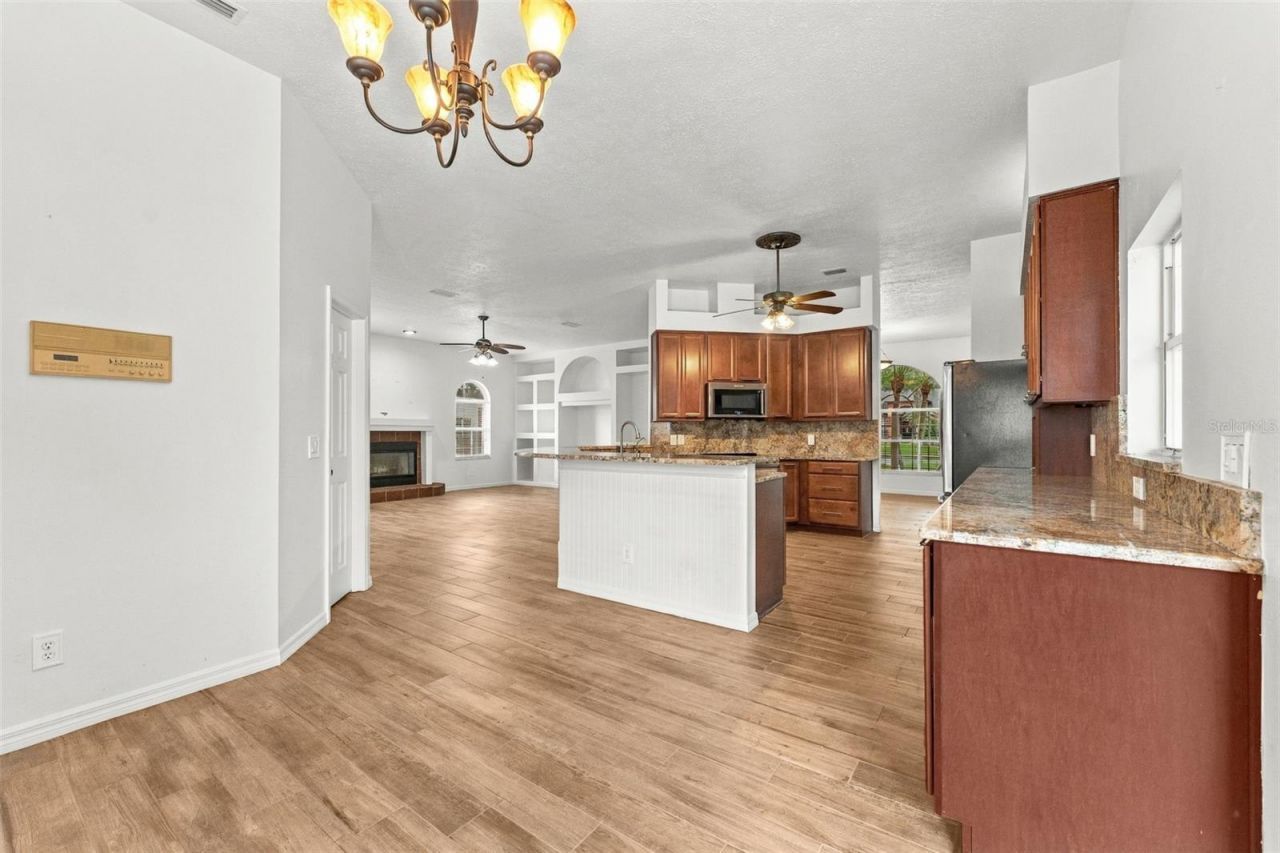 2561 Regal River Road, Valrico, FL 33596 Photo