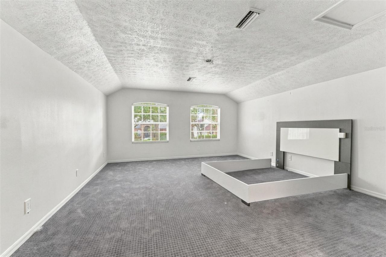 2561 Regal River Road, Valrico, FL 33596 Photo