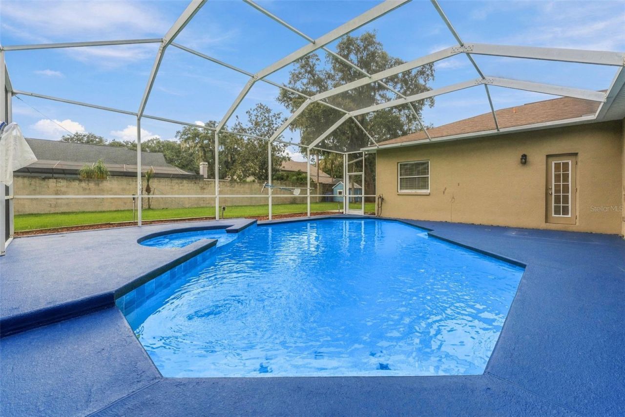 2561 Regal River Road, Valrico, FL 33596 Photo