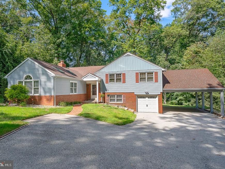 751 Red Oak Terrace, Wayne, PA 19087 Main Photo