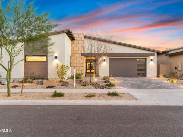 719 E Summerside Road, Phoenix, AZ 85042