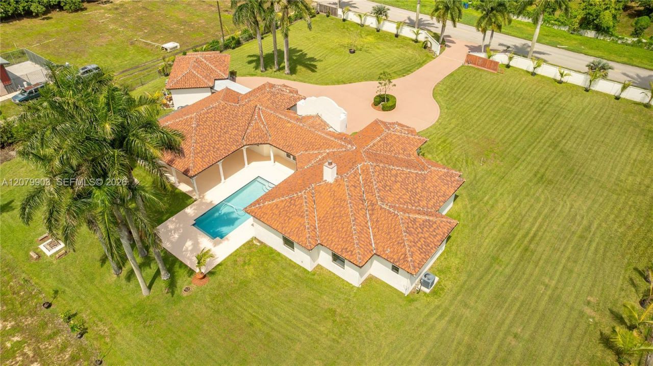 20970 SW 264th St, Homestead, FL 33031 Photo