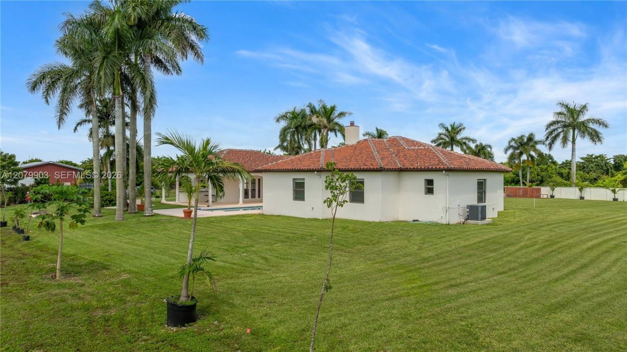 20970 SW 264th St, Homestead, FL 33031 Photo