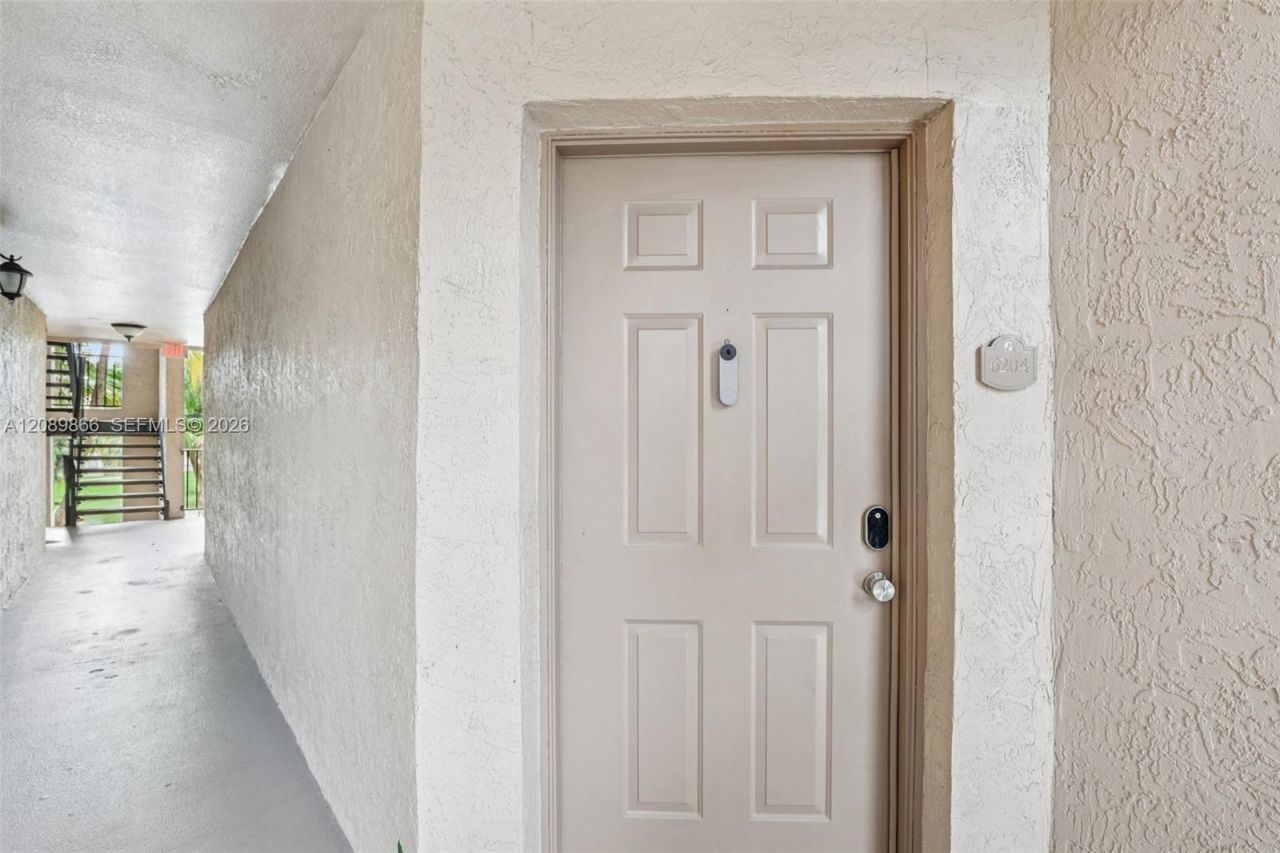 2926 S University Dr , Unit 6204, Davie, FL 33328 Photo