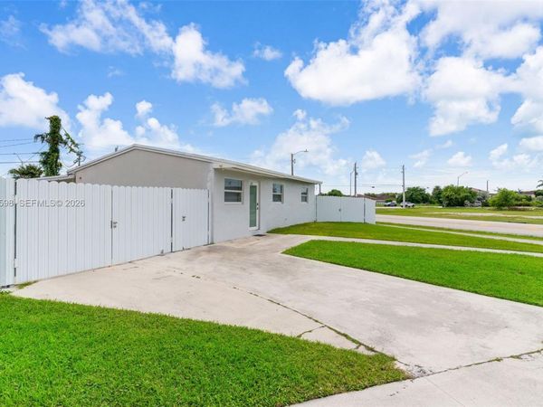 22365 SW 112th Ct , Miami, FL 33170