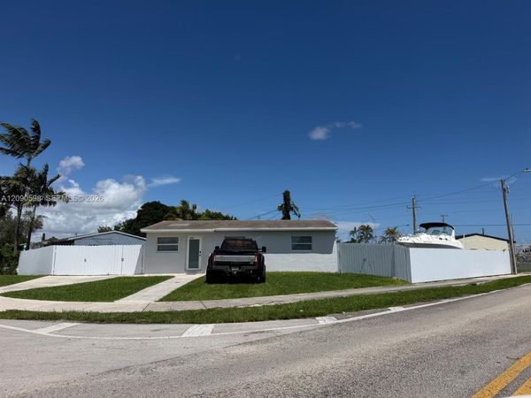 22365 SW 112th Ct , Miami, FL 33170