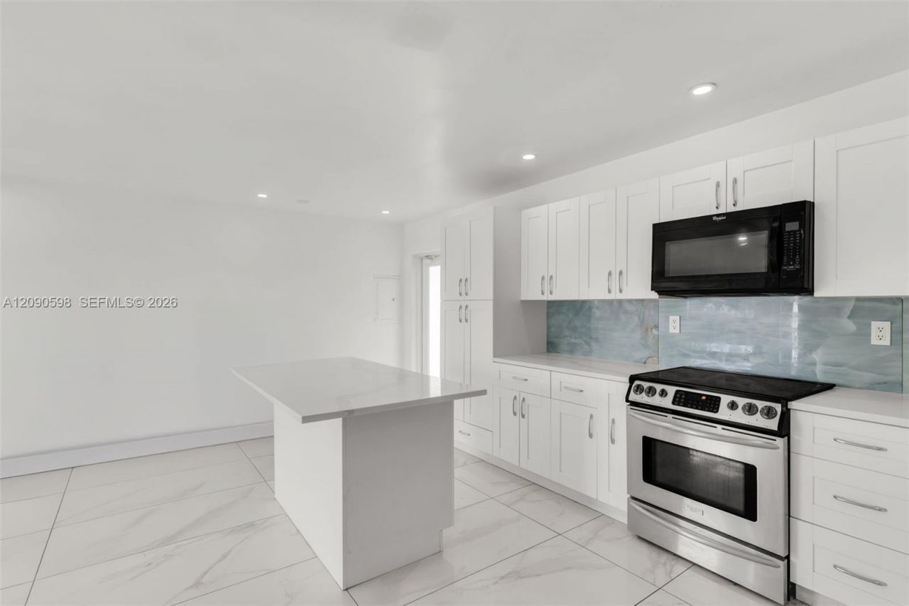 22365 SW 112th Ct , Miami, FL 33170 Photo