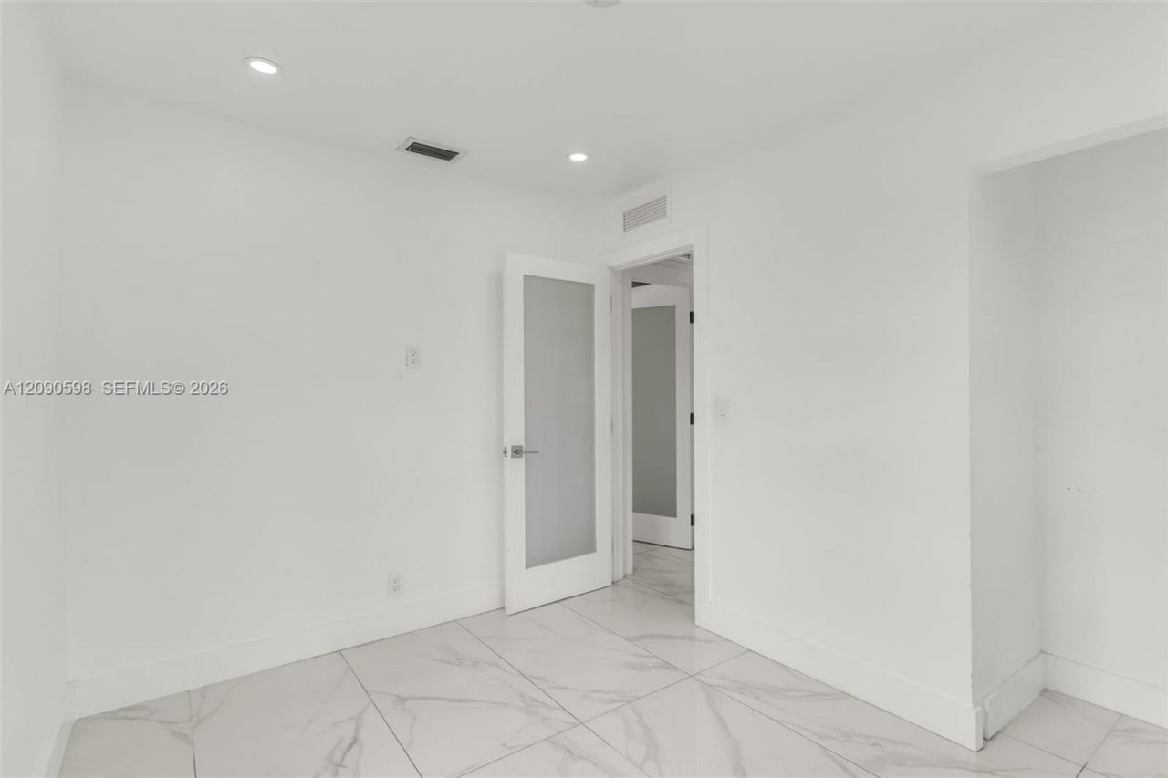 22365 SW 112th Ct , Miami, FL 33170 Photo