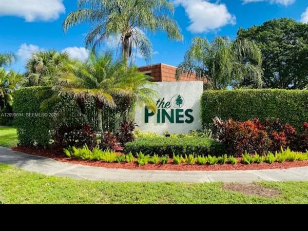 2185 White Pine Cir , Unit B, Green Acres, FL 33415