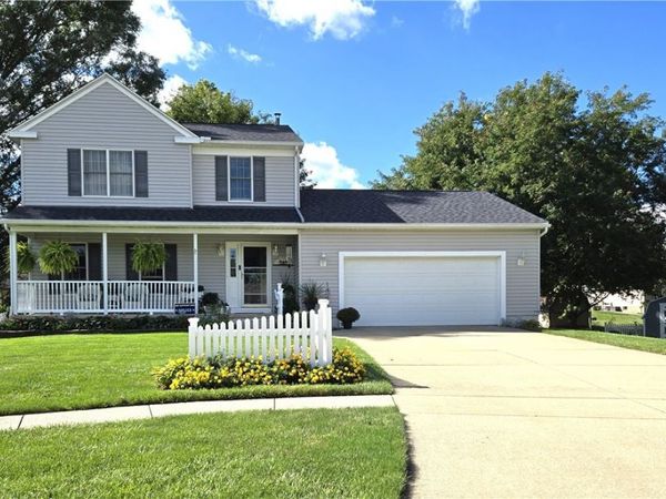 115 N Crestview Drive , Creston, OH 44217