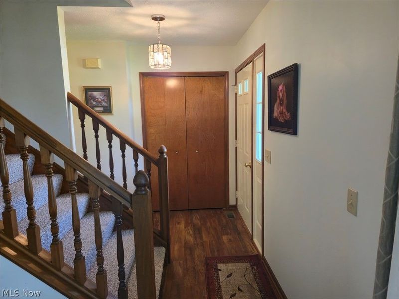 115 N Crestview Drive, Creston, OH 44217 Photo 3