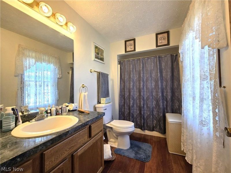 115 N Crestview Drive, Creston, OH 44217 Photo 36