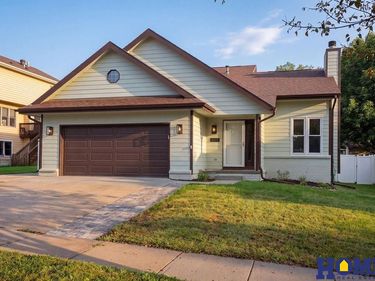 5425 S 78th Street, Lincoln, NE 68516