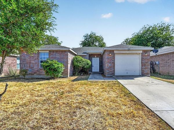 3140 Ronay Drive , Forest Hill, TX 76140