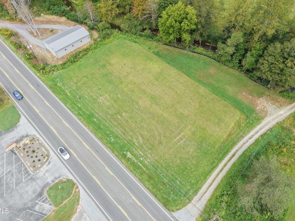 8455 Highway 19 E, Roan Mountain, TN 37687