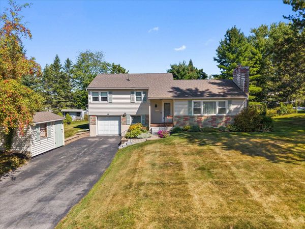 30 Birchwood Boulevard , Brewer, ME 04412