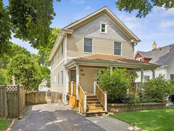 319 Leclaire Avenue , Wilmette, IL 60091
