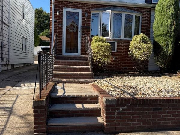 201-13 34th Avenue, Bayside, NY 11361