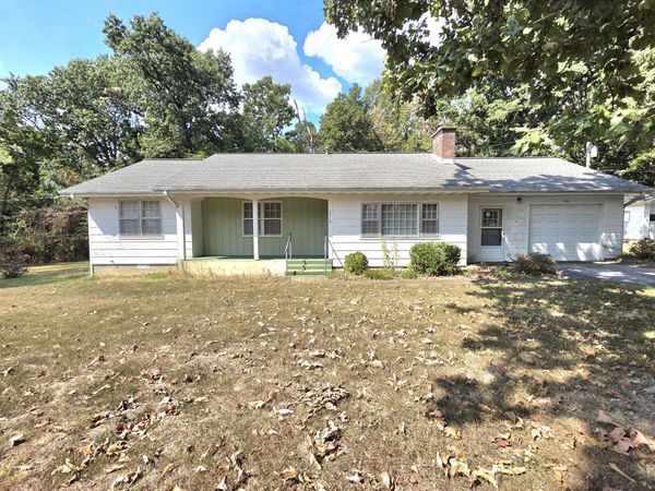 1319 Briar Wood Drive , Houston, MO 65483