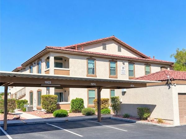 2305 W Horizon Ridge Parkway, Unit 1924, Henderson, NV 89052