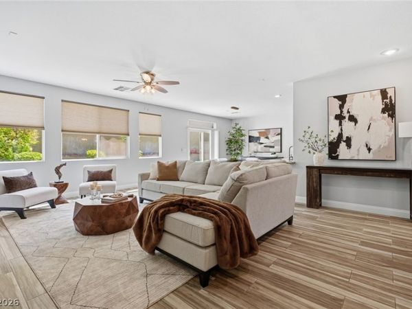 686 Fynn Valley Drive, Las Vegas, NV 89148