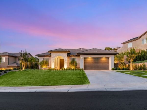 40 Stonemark Drive, Henderson, NV 89052