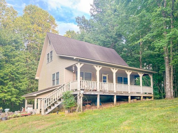 1147 Panther Branch Dr, Jamestown, TN 38556