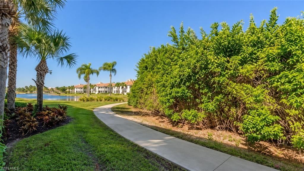 3042 Driftwood Way , Unit 4803, Naples, FL 34109 Photo