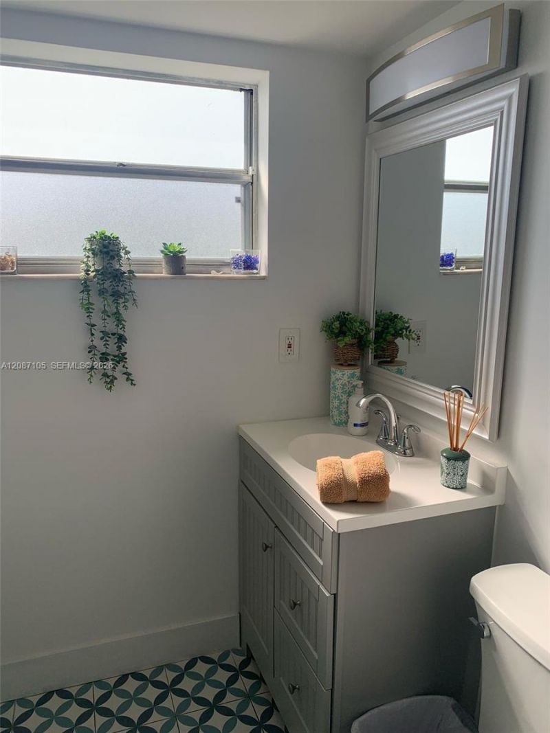 3120 N Pine Island Rd , Unit 410, Sunrise, FL 33351 Photo