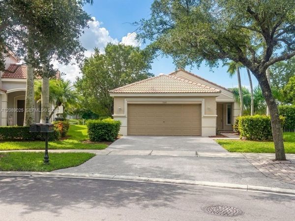 1314 Canary Island Dr , Weston, FL 33327