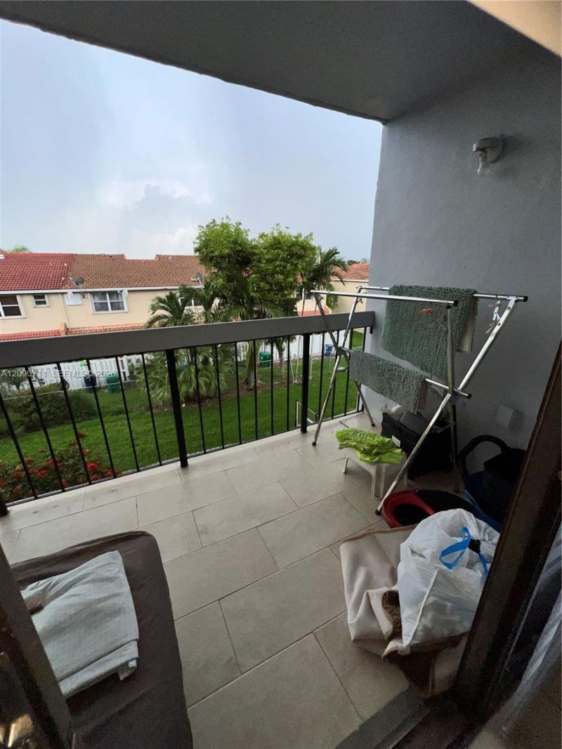 13870 SW 62nd St, Unit 310, Miami, FL 33183 Photo