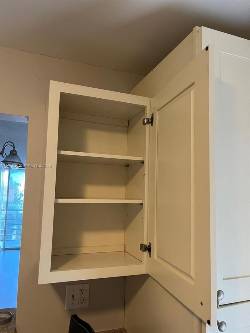 406 NW 68th Ave, Unit 405, Plantation, FL 33317 Photo