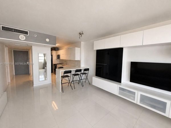 Unit 1605, Miami Beach, FL 33139